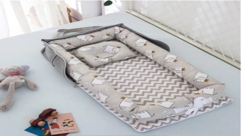 Portable Baby lounger bed